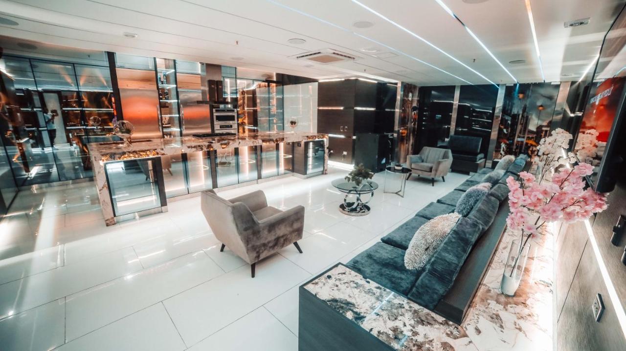 1million Luxury Medellin