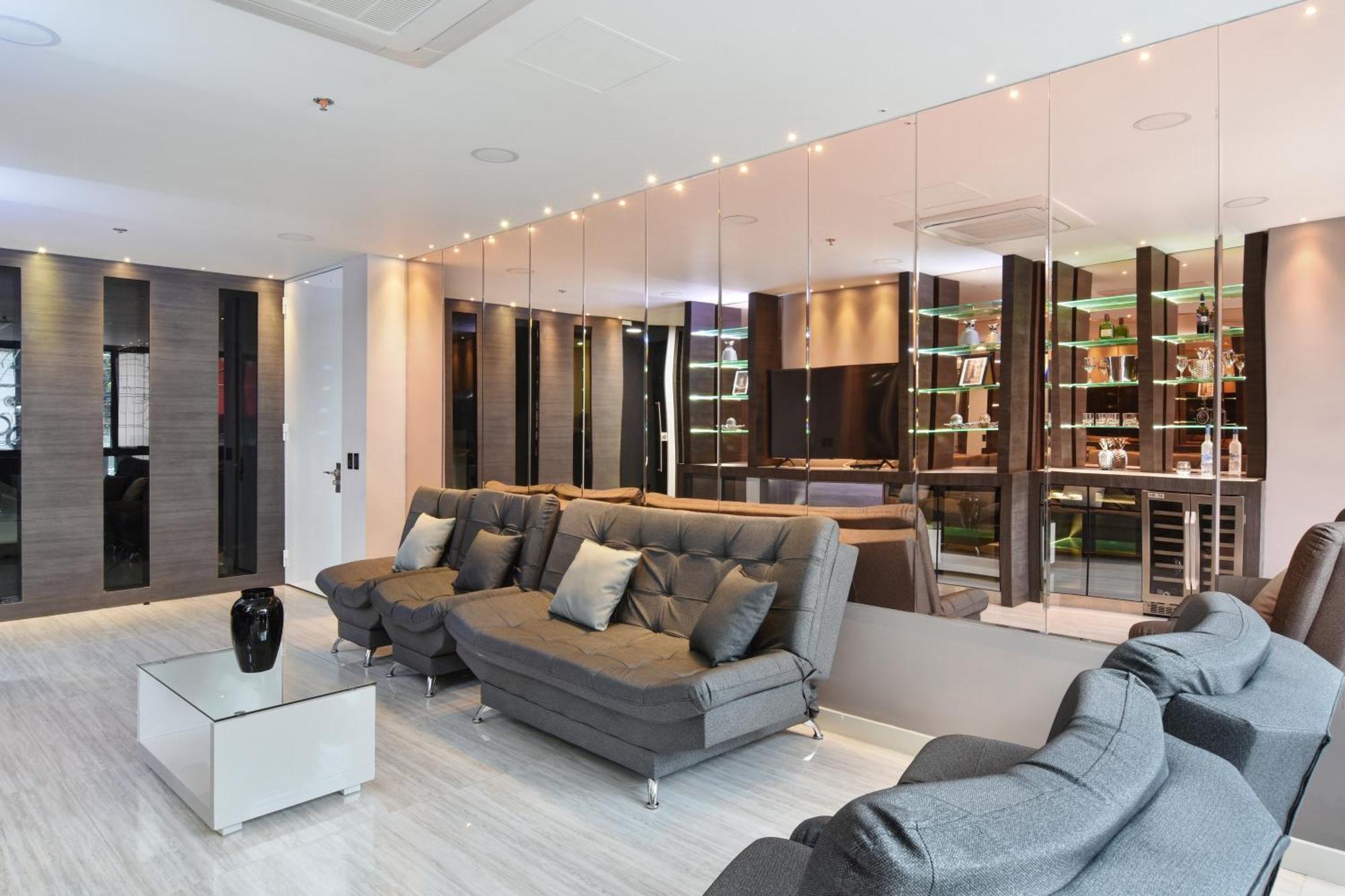 1million Luxury Apartment